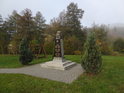 Pomník padlým v 1. světové válce na levém břehu Svitavy v Rozhraní.