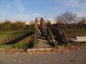 Lávka a parovodní most přes Svitavu v Černovicích.